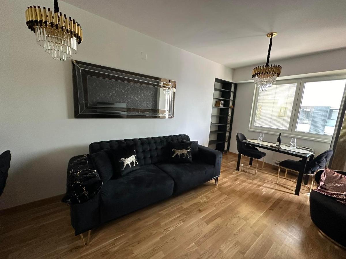 Ferienwohnung Royal Casa Skopje Exterior foto